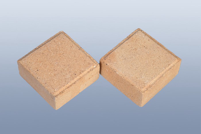 �ս�ש